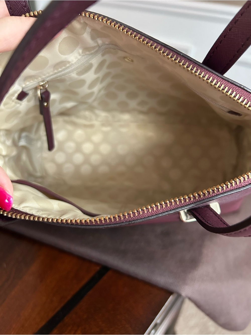 Kate Spade cedar Street Maise Mulledwine (588) Dome Satchel with Gold Hardware. - Picture 9 of 12